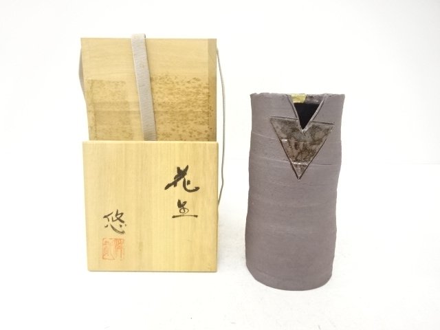 JAPANESE CERAMICS / FLOWER VASE / ARTISAN WORK